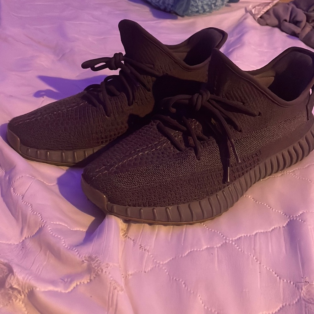 Yeezy boost 360v2 “Cinder”